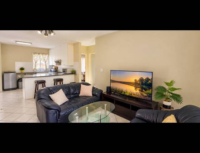 2 BEDROOM TOWNHOUSE FOR SALE IN AMBERFIELD
